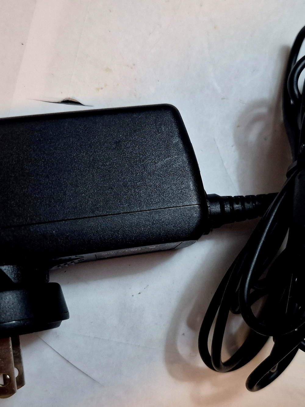 Leader Electronics Inc. I04-11190-011S 19V Power Adapter Black